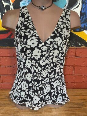 Vintage Josephine Chaus Black & White Floral Top
